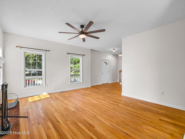 217 Derby Downs Drive, Sneads Ferry, NC 28460