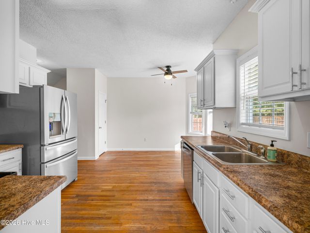 217 Derby Downs Drive, Sneads Ferry, NC 28460
