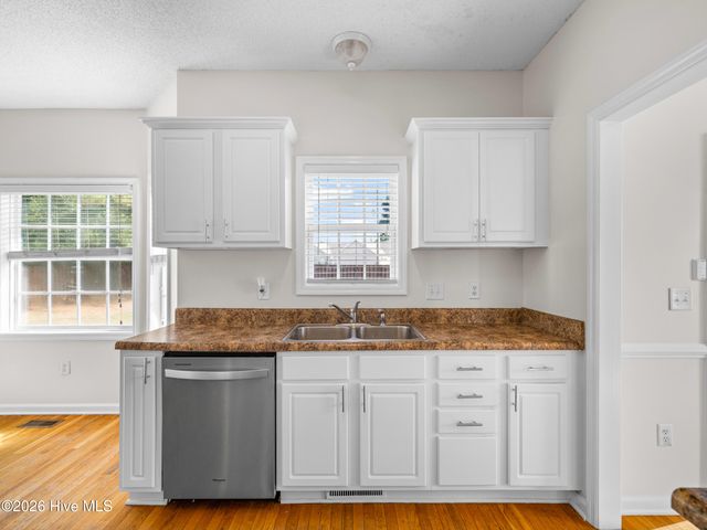 217 Derby Downs Drive, Sneads Ferry, NC 28460