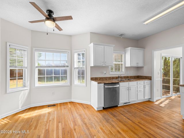 217 Derby Downs Drive, Sneads Ferry, NC 28460