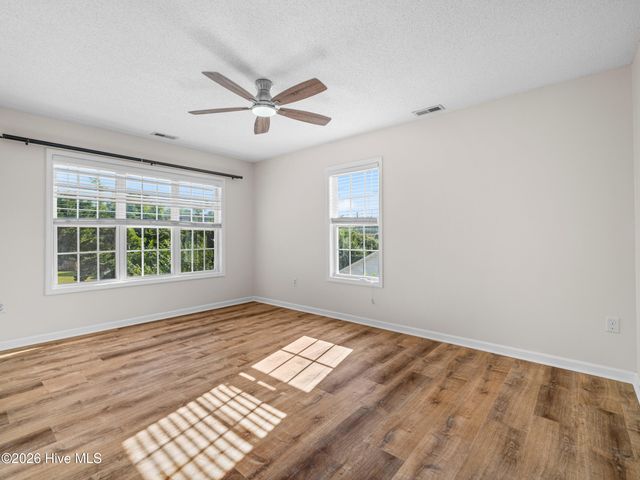 217 Derby Downs Drive, Sneads Ferry, NC 28460