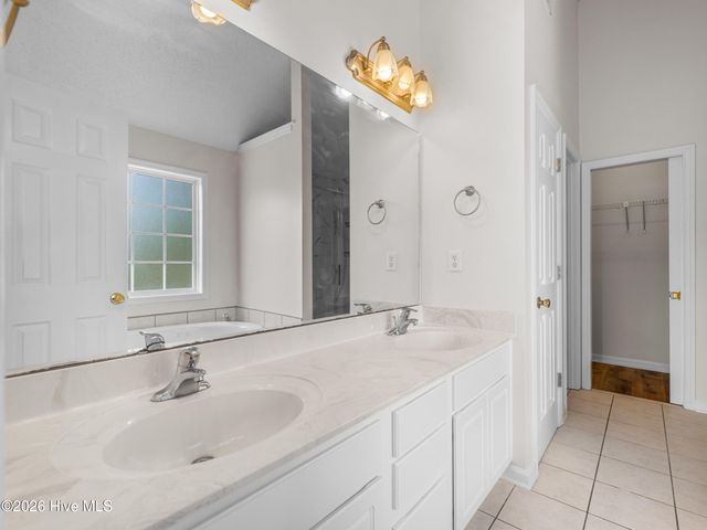 217 Derby Downs Drive, Sneads Ferry, NC 28460