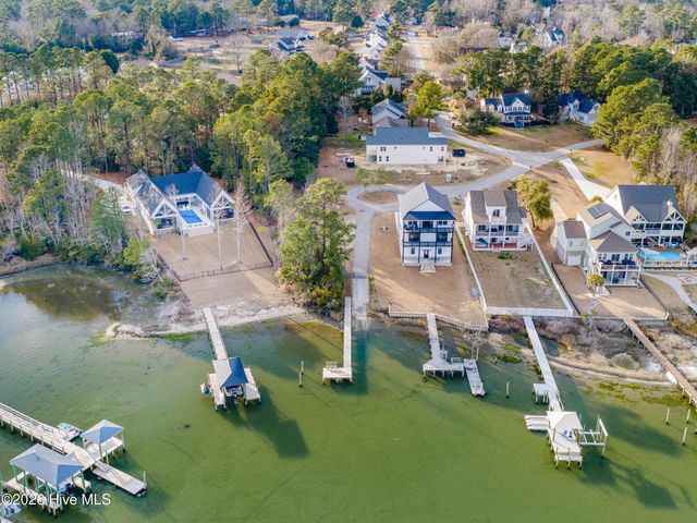217 Derby Downs Drive, Sneads Ferry, NC 28460