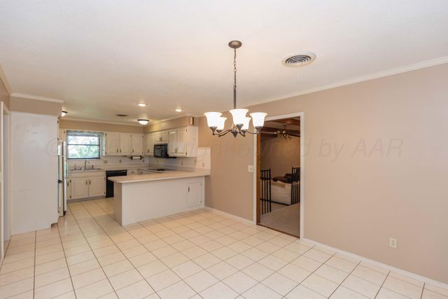 410 CREEKSIDE Drive, Amarillo, TX 79124