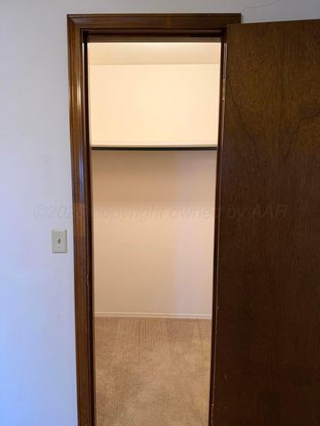 410 CREEKSIDE Drive, Amarillo, TX 79124