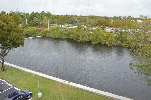 3401 N Country Club Drive 504, Aventura, FL 33180