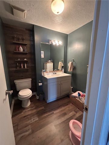 102 Violet Dr., Lower Burrell, PA 15068