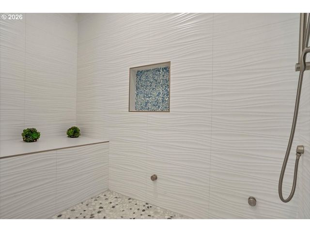5409 Nw LOGAN Rd, Lincoln City, OR 97367