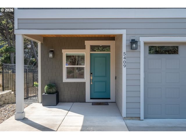 5409 Nw LOGAN Rd, Lincoln City, OR 97367