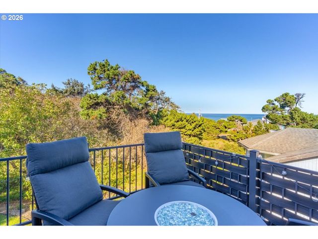 5409 Nw LOGAN Rd, Lincoln City, OR 97367
