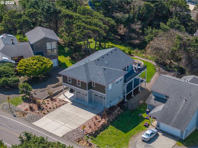 5409 Nw LOGAN Rd, Lincoln City, OR 97367