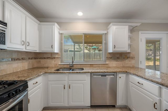 12004 Cherie DR, Austin, TX 78758