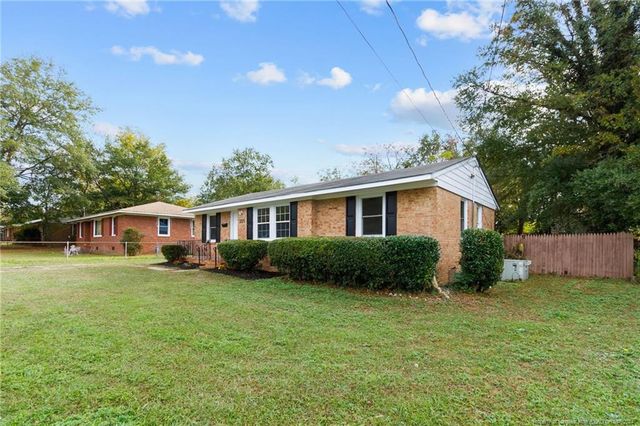 5125 Ponderosa Drive, Fayetteville, NC 28304