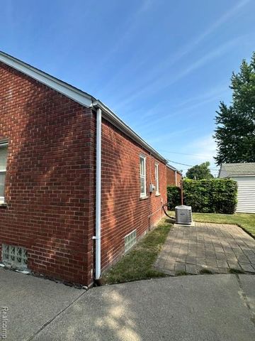 9996 Inkster Road, Redford, MI 48239