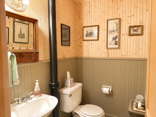116 W Sherwood Street, Decatur Vllg, MI 49045