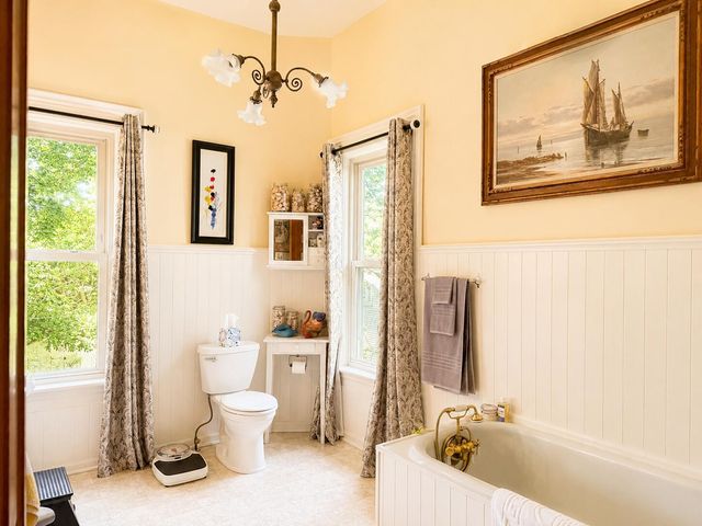 116 W Sherwood Street, Decatur Vllg, MI 49045