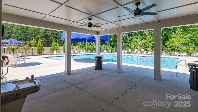 128 Calvin Creek Drive, Troutman, NC 28166