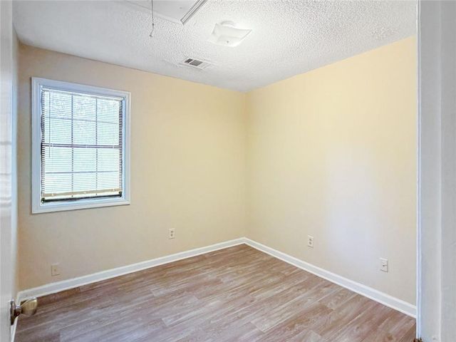 4030 Hawthorne Circle SE, Smyrna, GA 30080