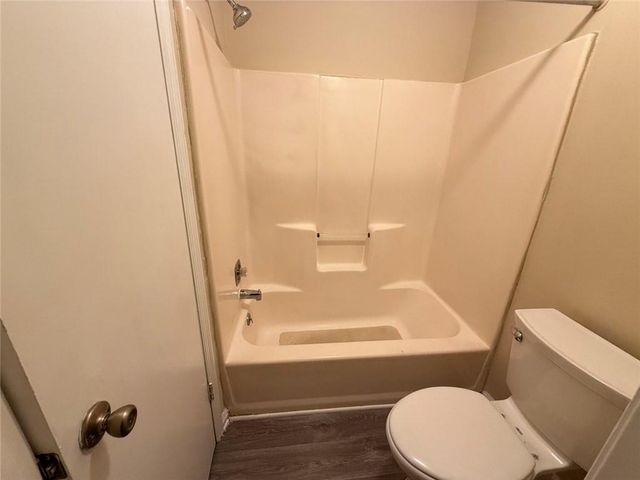 4030 Hawthorne Circle SE, Smyrna, GA 30080