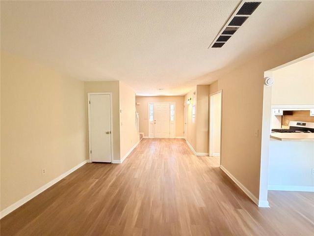 4030 Hawthorne Circle SE, Smyrna, GA 30080