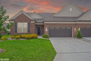 40637 Tulip Trace, Clinton Township, MI 48036