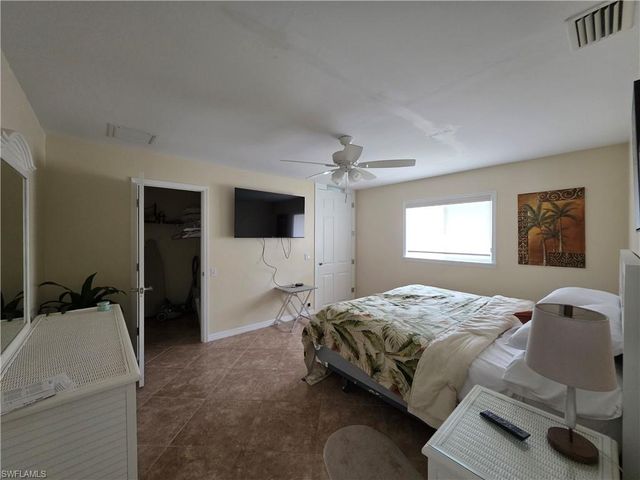 3624 SW 1st AVE, Cape Coral, FL 33914