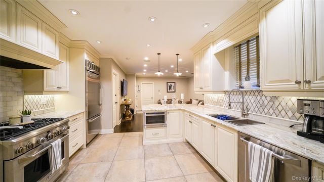 21-63 45th Street, Astoria, NY 11105