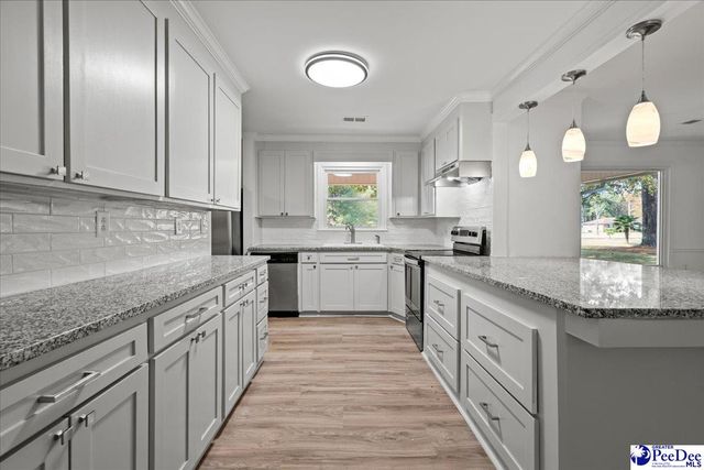 4516 Willow Creek Rd, Florence, SC 29505