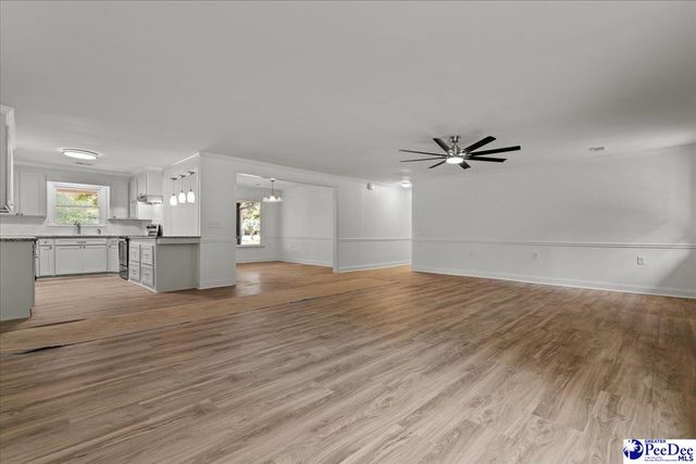 4516 Willow Creek Rd, Florence, SC 29505