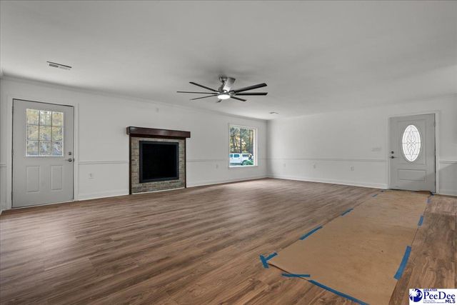 4516 Willow Creek Rd, Florence, SC 29505