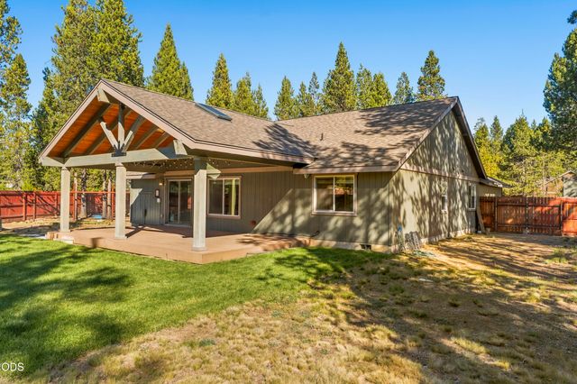 56085 Marsh Hawk Road, Bend, OR 97707