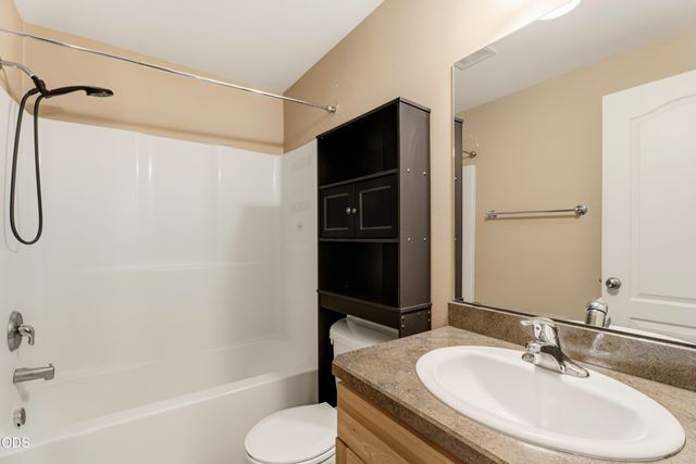 56085 Marsh Hawk Road, Bend, OR 97707
