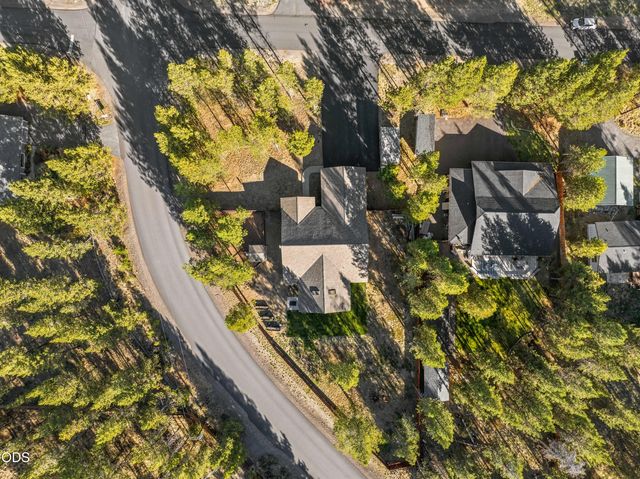 56085 Marsh Hawk Road, Bend, OR 97707