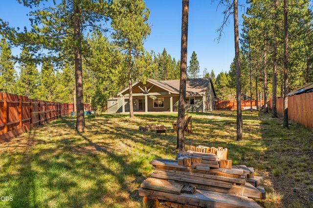 56085 Marsh Hawk Road, Bend, OR 97707
