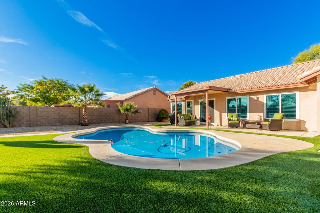 1151 S CROSSBOW Place, Chandler, AZ 85286