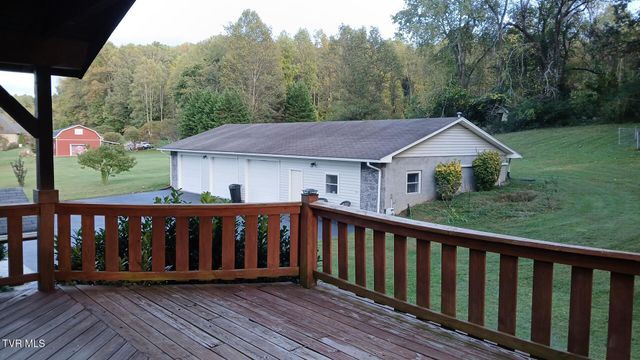 364 Max Jett Road, Johnson City, TN 37601