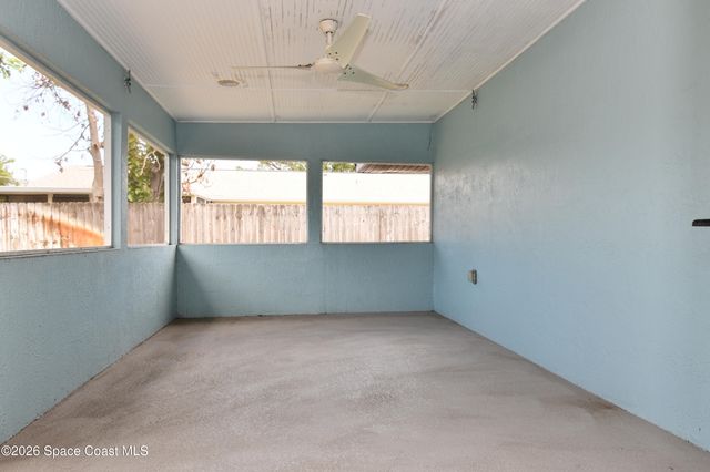 2185 Acacia Street NE, Palm Bay, FL 32905