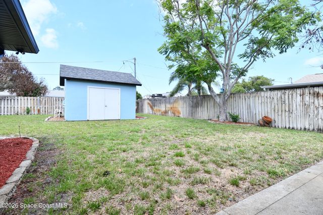 2185 Acacia Street NE, Palm Bay, FL 32905