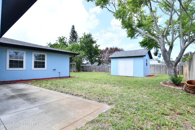 2185 Acacia Street NE, Palm Bay, FL 32905