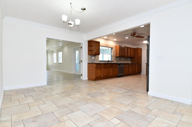 2185 Acacia Street NE, Palm Bay, FL 32905