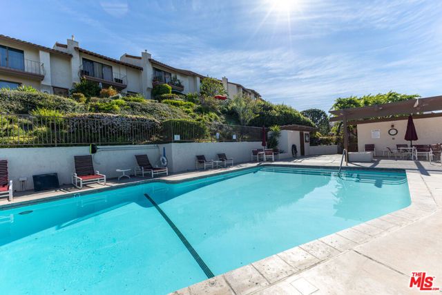 1709 Camino De Villas, Burbank, CA 91501