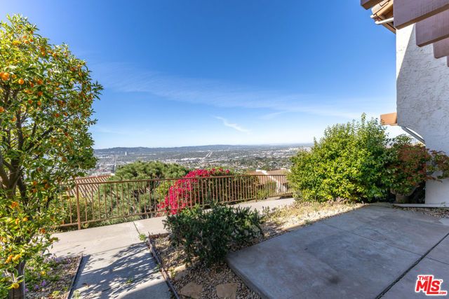 1709 Camino De Villas, Burbank, CA 91501