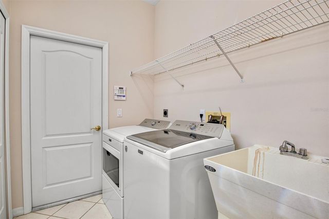 8335 NICE WAY, Sarasota, FL 34238