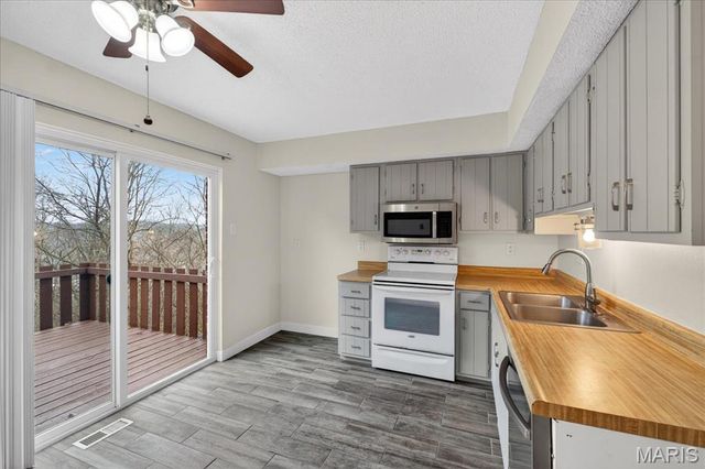 2327 Hidden Meadow Lane, Unincorporated, MO 63021