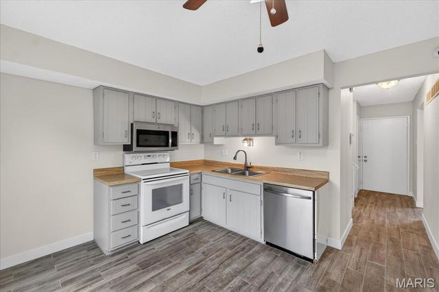 2327 Hidden Meadow Lane, Unincorporated, MO 63021