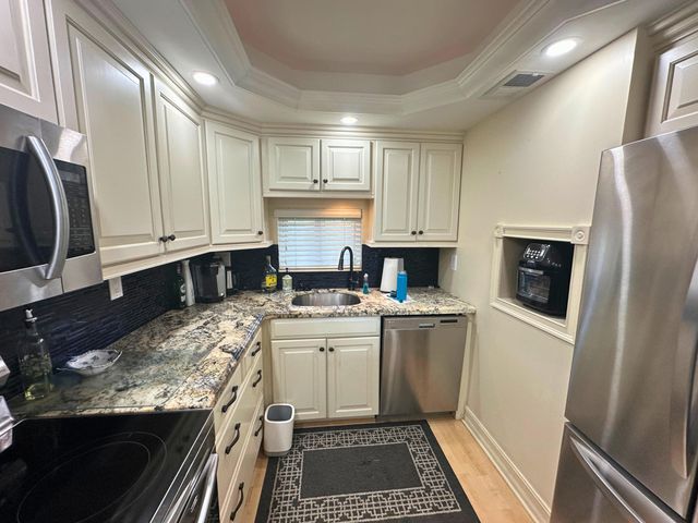 8921 S Hollybrook Boulevard 308, Pembroke Pines, FL 33025