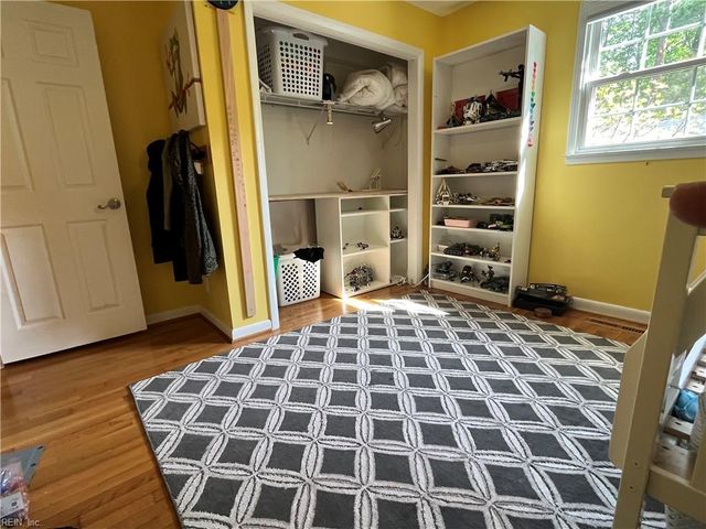 3308 Old Kirkwood DR, Virginia Beach, VA 23452