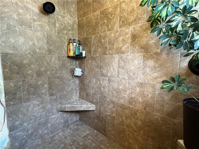 3308 Old Kirkwood DR, Virginia Beach, VA 23452