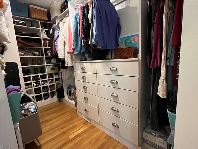 3308 Old Kirkwood DR, Virginia Beach, VA 23452