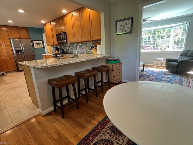 3308 Old Kirkwood DR, Virginia Beach, VA 23452